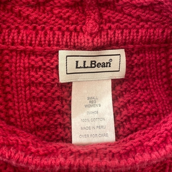 Vintage L.L. Bean Rich Red Cable Knit Patterned Winter Sweater Small - Picture 2 of 5